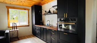 Luxury Living Near Downtown Moscow & U of I Campus