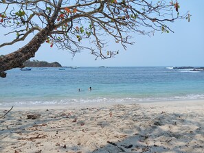 Beach - Romantic ocean view cottage with pool - private and secluded (San Juanillo)