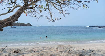 Romantic ocean view cottage with pool - private and secluded