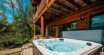 The Clam Shell | Hot Tub | Water Front | Kayaks