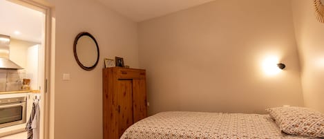 2 Schlafzimmer, Bügeleisen/Bügelbrett, Reisekinderbett, kostenloses WLAN