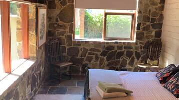 3 chambres, draps fournis