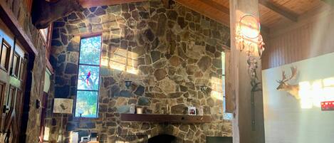 TV, fireplace, DVD player, table tennis