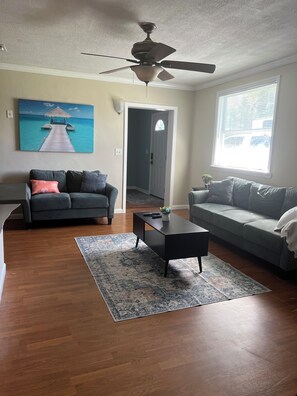 Smart TV, fireplace, video games, DVD player