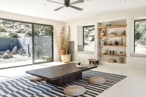 Interior - Villa Kuro | Serene Escape (Joshua Tree)
