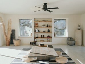 Interior - Villa Kuro | Serene Escape (Joshua Tree)