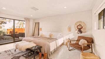 2 bedrooms, desk, travel crib, free WiFi