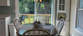 Charming 3-bedroom entire house in gorgeous Corning with WiFi