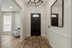 Interior - Shadow Mountain @ St. Francis (Tulsa)