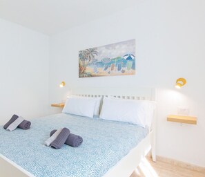 1 bedroom, iron/ironing board, travel cot, free WiFi - Casa Martina Corralejo Center iRent Fuerteventura (Corralejo)