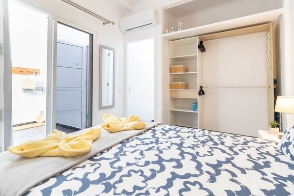 2 bedrooms, iron/ironing board, travel crib, free WiFi