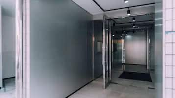 Elevator
