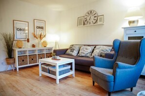 TV - Andinas vacation apartment - Pure nature - Wonderful view - Adinas (Winterberg)