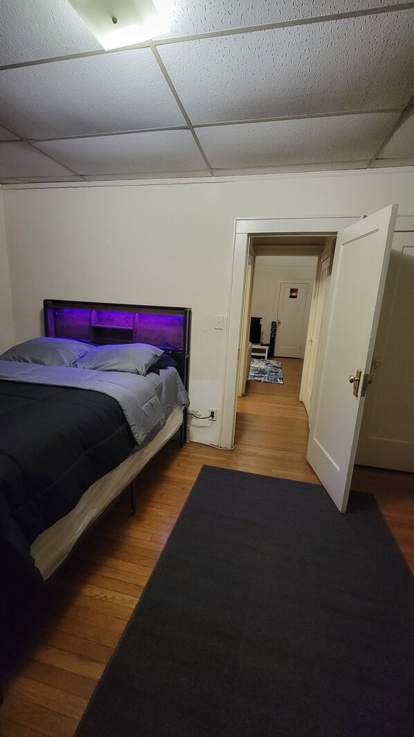 1 bedroom, WiFi, bed sheets