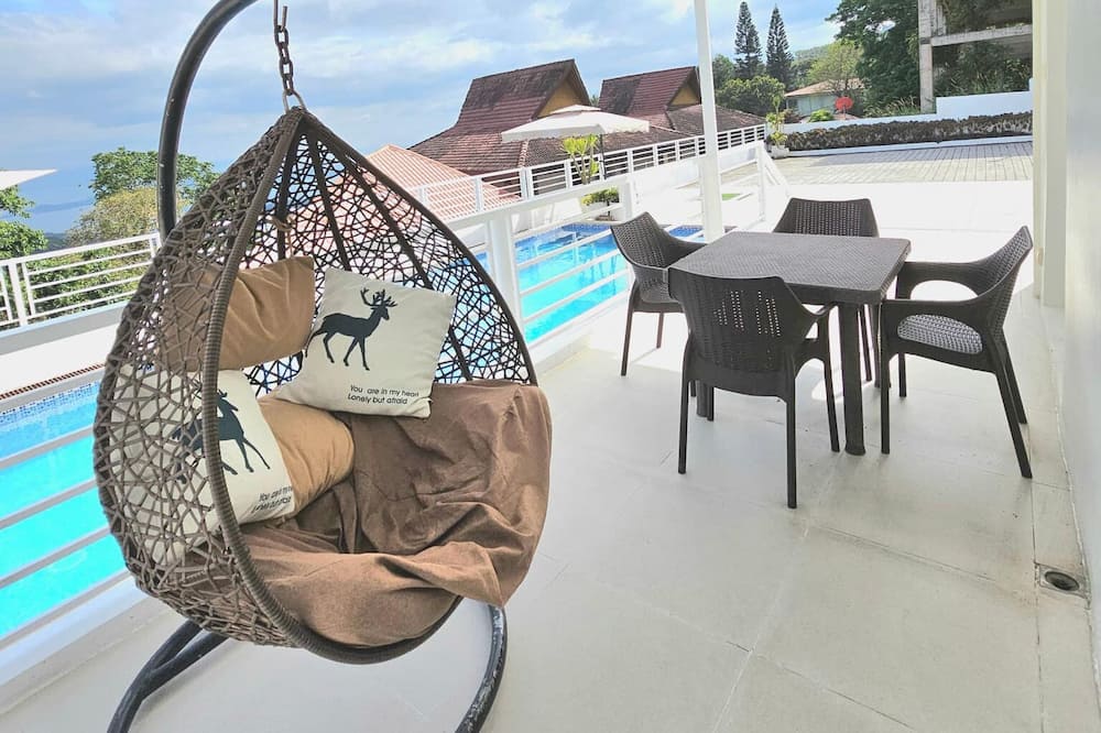 The Downhill Tagaytay Resort