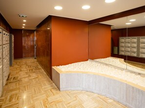 Interior - La Deauvillaise by Interhome (Deauville-Trouville)