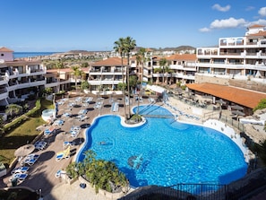A heated pool - Beautiful holiday home near the sea in the South of Tenerife (Golf del Sur)