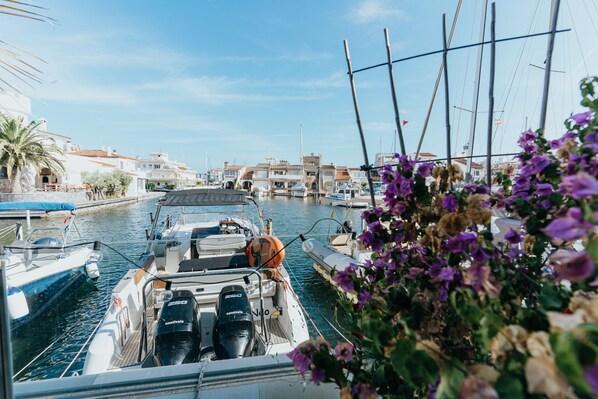 Marina