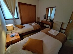 2 bedrooms, Internet, bed sheets