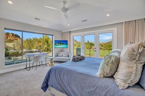 6 habitaciones, tabla de planchar con plancha, wifi y ropa de cama