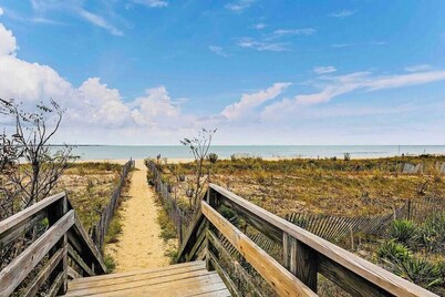 Serenity by the Sea  Private Beach Pets Welcome