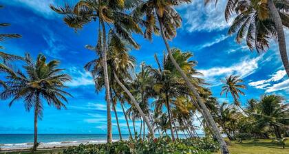 Beachfront Bliss for 6 – Soak in the Ocean Vibes