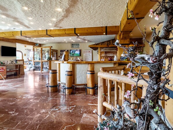 Bar (in der Unterkunft)