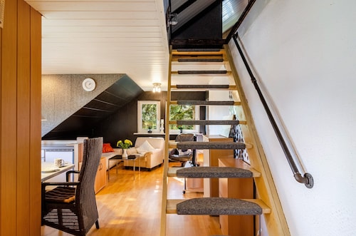 Apartment 'Ferienwohnung Klee 2' with Wi-Fi
