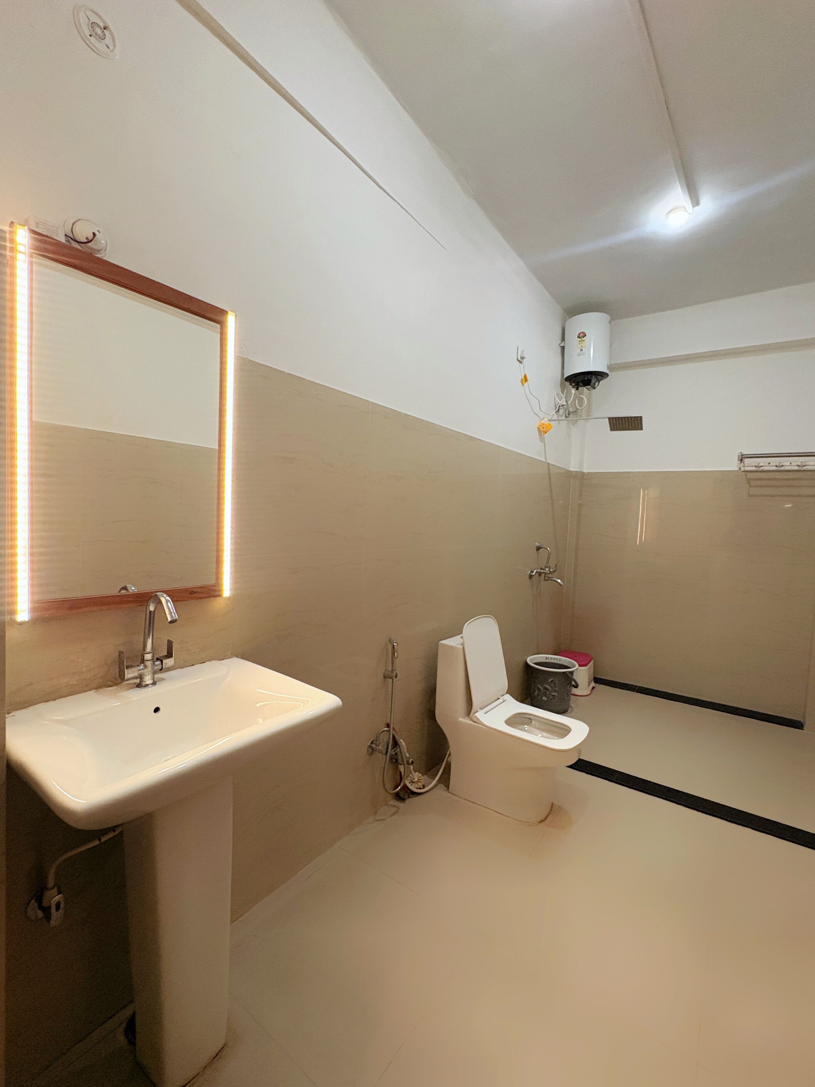 Ducha, toallas y jabón