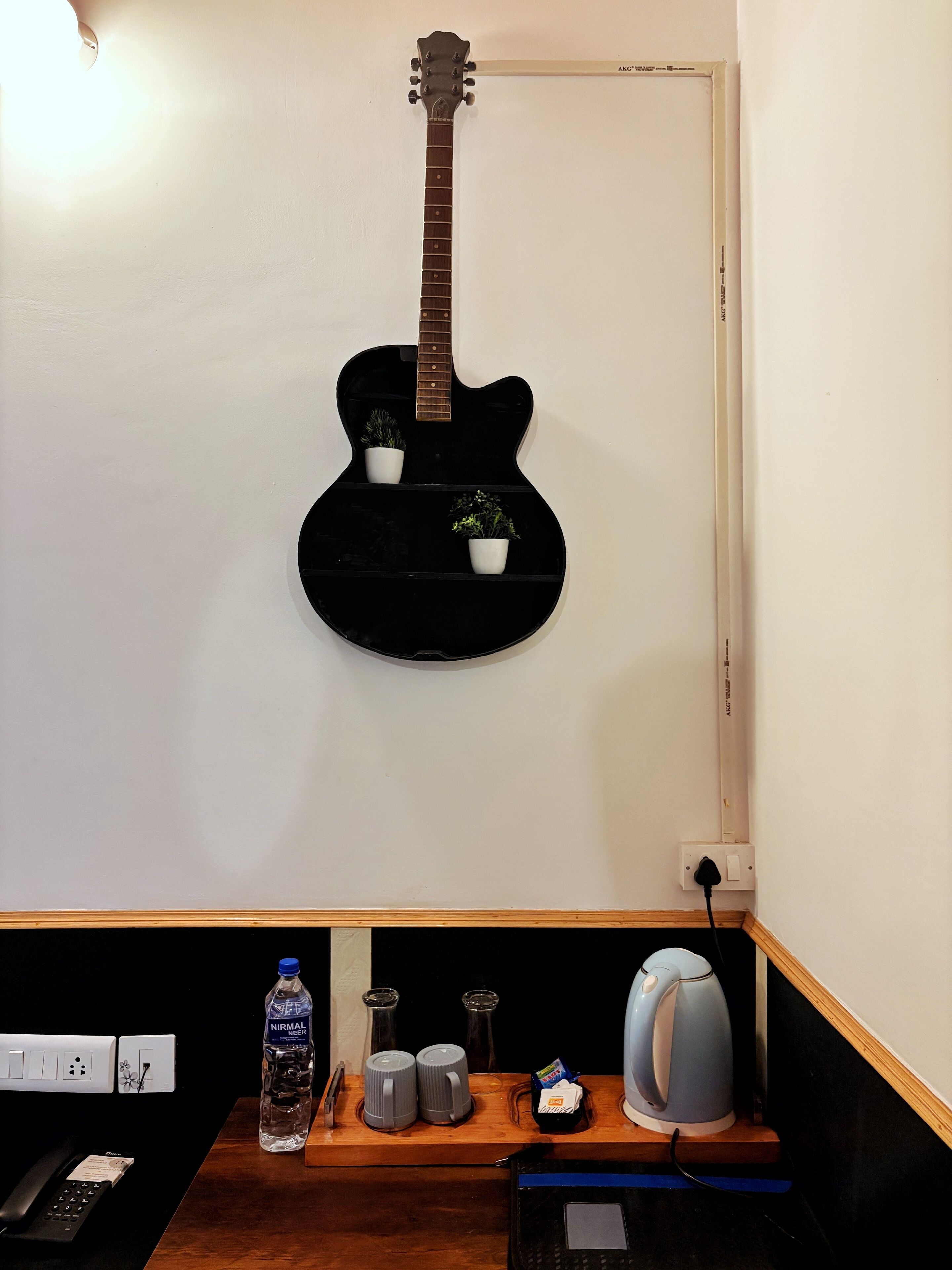 Laptop workspace, free WiFi