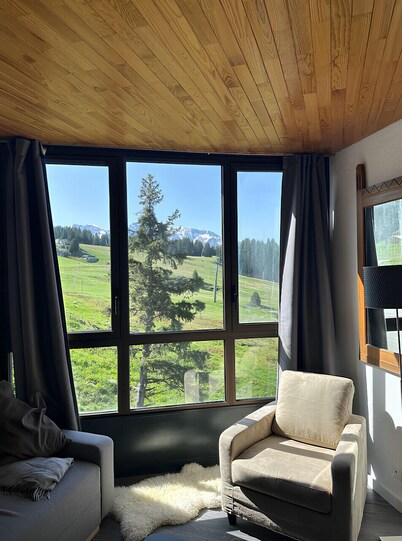 Bright apt 4/6 ppl, balcony, nears the slopes