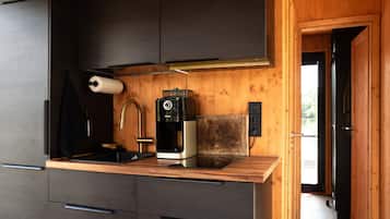 Frigorifero, macchina per tè/caffè, pentole/stoviglie/utensili