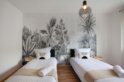 Apartment 'Salvo' with Balcony and Wi-Fi