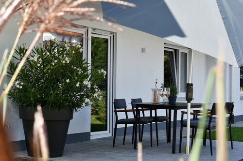 Apartment 'Quartier Wellant' with Terrace, Garden, and View of Weißensberg Chapel