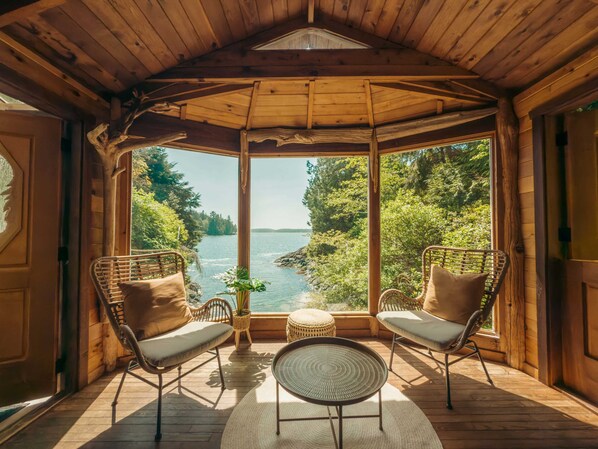 Interior - Maison Tofino - Private Oceanfront (Tofino)