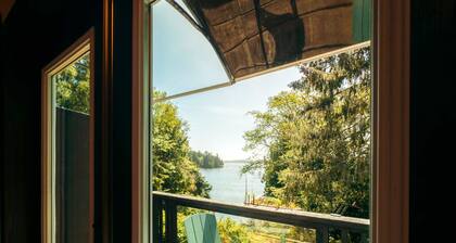 Maison Tofino - Private Oceanfront