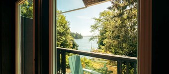 Maison Tofino - Private Oceanfront