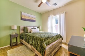 2 slaapkamers, een strijkplank/strijkijzer, wifi, beddengoed