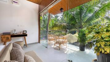 Superior First Floor Room | Balkon