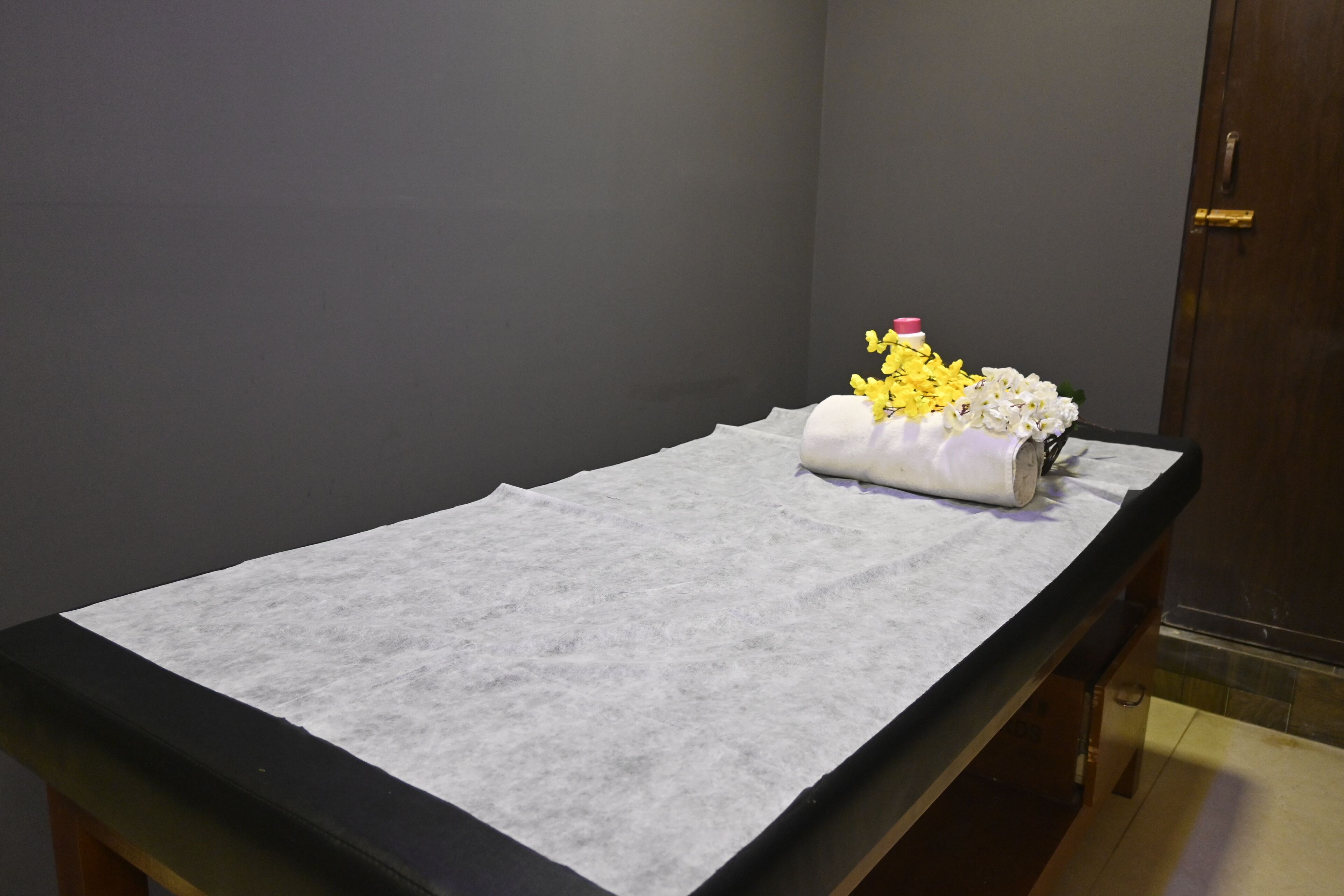 2 treatment rooms