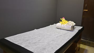 2 treatment rooms