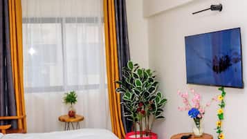 1 slaapkamer, een strijkplank/strijkijzer, gratis wifi, beddengoed