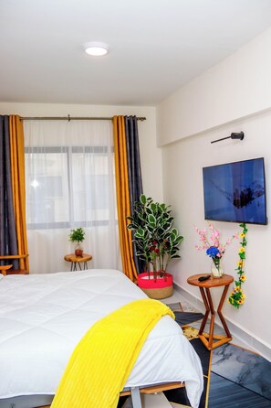 1 bedroom, iron/ironing board, free WiFi, bed sheets