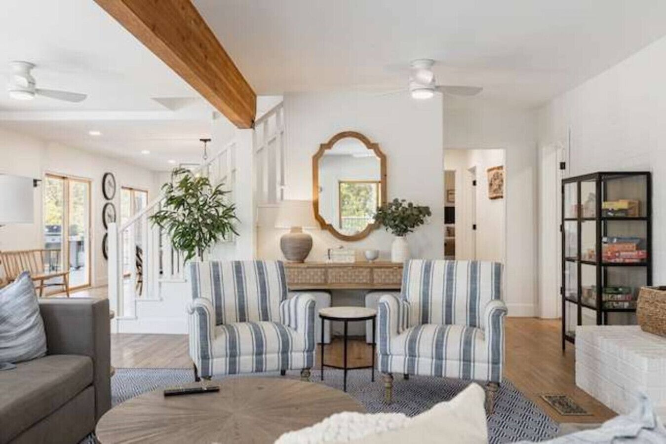 TV, peis, bordtennis og bøker