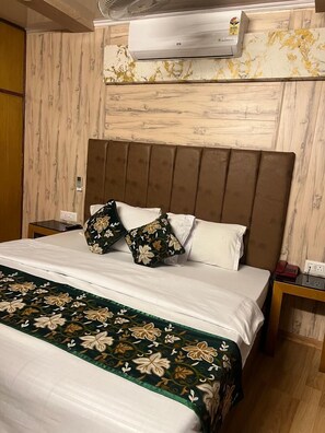 Free WiFi - Hotel Golden Palm by Rattan's 1925 (Srinagar)