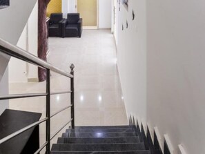 Staircase - Khandai Palace (Bhubaneshwar)