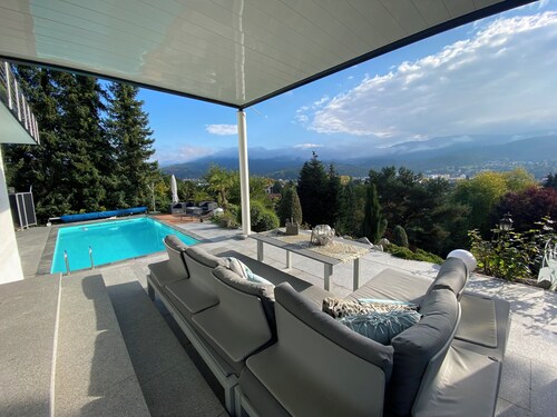 Modern vacation apartment with view and pool near Baden Baden in the Black Forest 