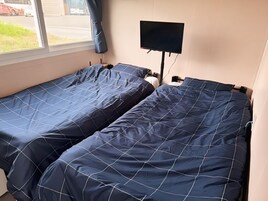 双床房 | 客房内保险箱、免费 WiFi