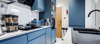 Apartment in Birkenhead-Near Liverpool &Chester-Free Parking