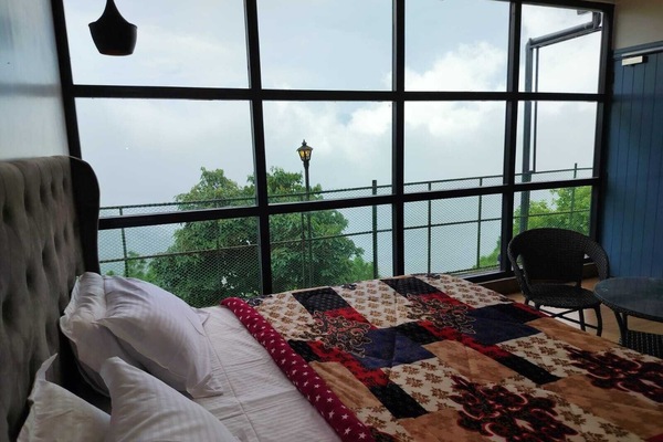 Luxury Cottage, Valley View